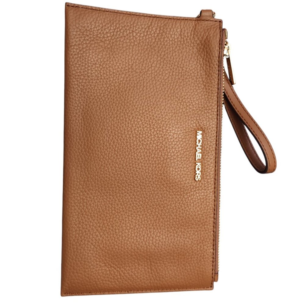 Michael Kors NWT inside Set Travel Pebbled Leather Large Top Zip Wristlet - Picture 9 of 12